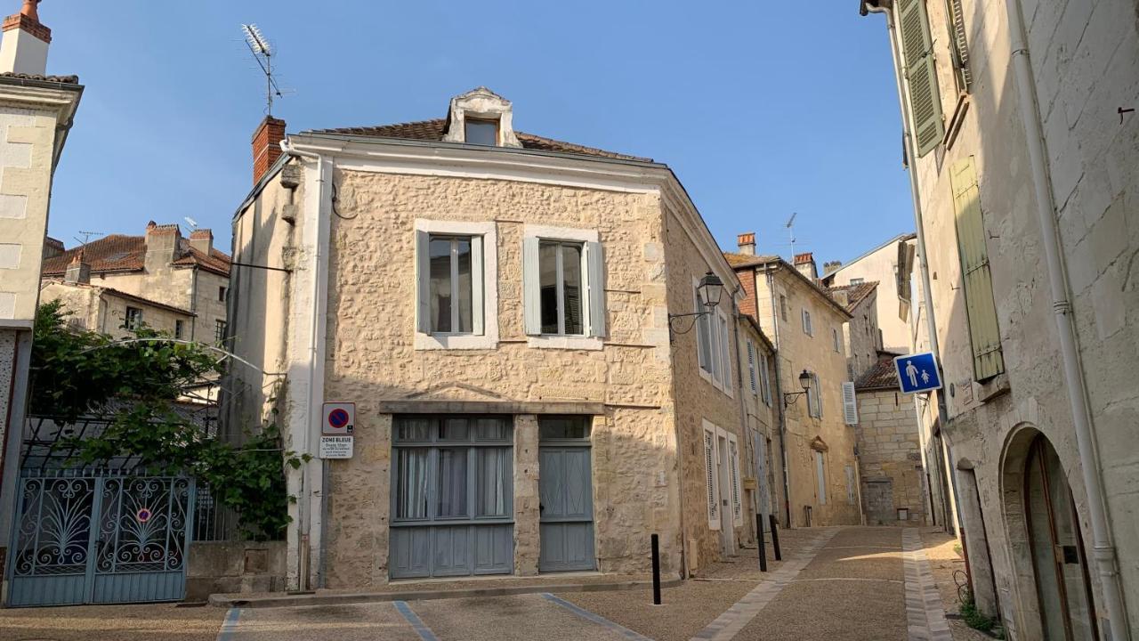 Appartement T2 Hyper Centre A Perigueux 1 Chambre Lou Chabrol Exteriér fotografie